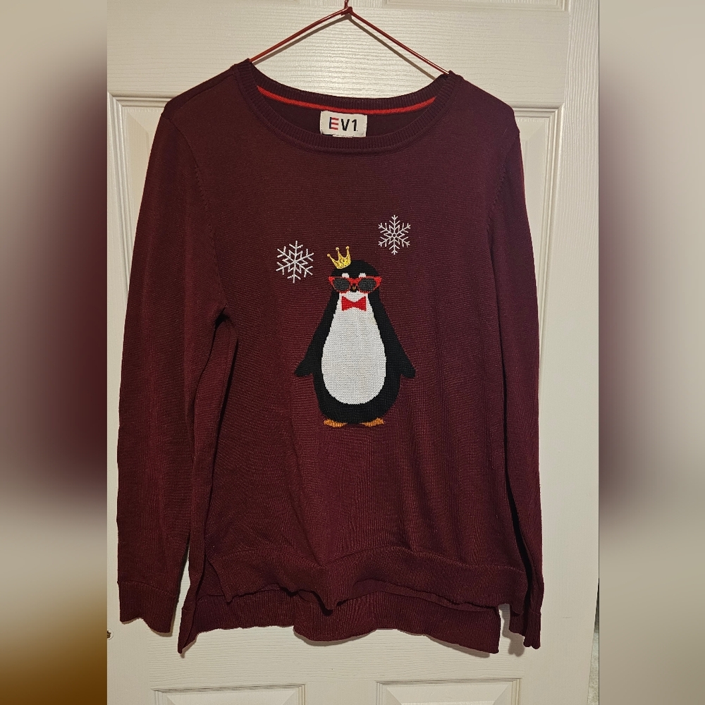 EV1 (Ellen DeGeneres) Women's Burgundy Sweater with Penguin Wearing A Crown Sz L